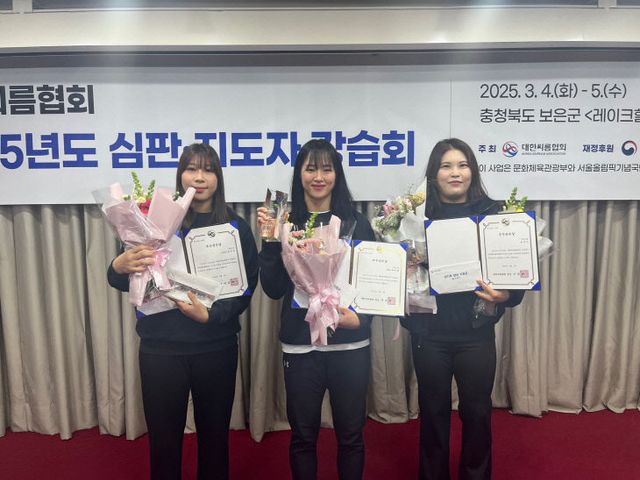 왼쪽부터 김다영, 최다혜, 임정수)