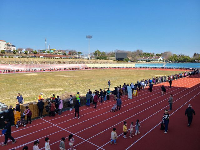 나무나누어주기 행사사진2