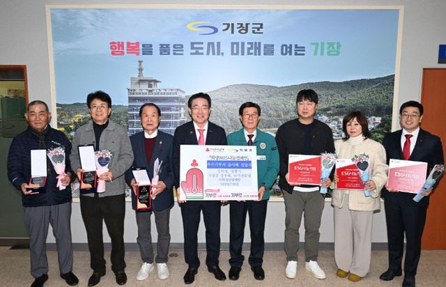 2-1.좌측부터 김덕정 님,정행기 님,지표