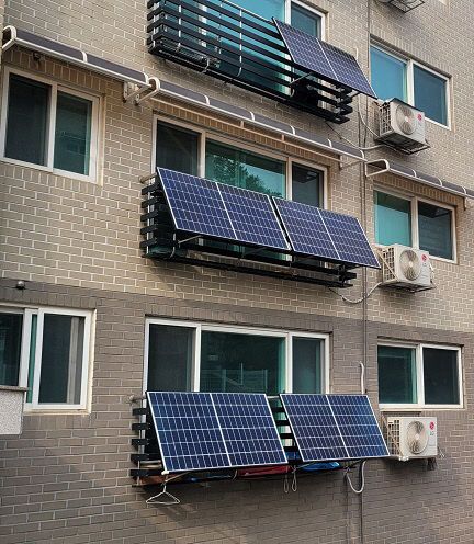 6-2. 용인특례시가 설치비를 지원하는 미니태양광 시설 사진