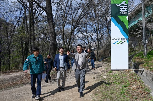 2.녹지산림과(의정부시, ‘장암숲 늘품길’ 현장 점검 실시)1