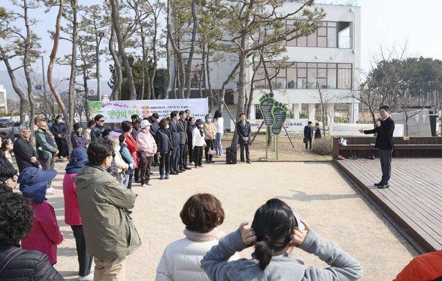 1-1 보도사진 (2025년 제1기 맨발의 청춘 운영).