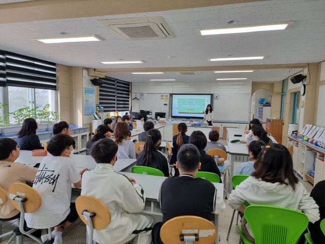 관창초, 과학의날1