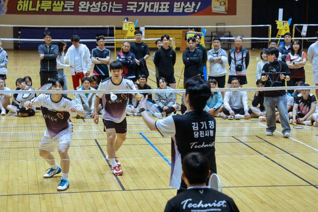 사본 -(사진3)제14회 당진시장기 배드민턴 대회 시범경기2