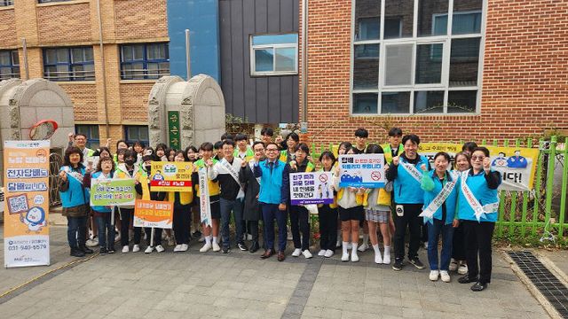 9.금촌2동 청소년지도협의회, '청소년금연캠페인'실시(1)