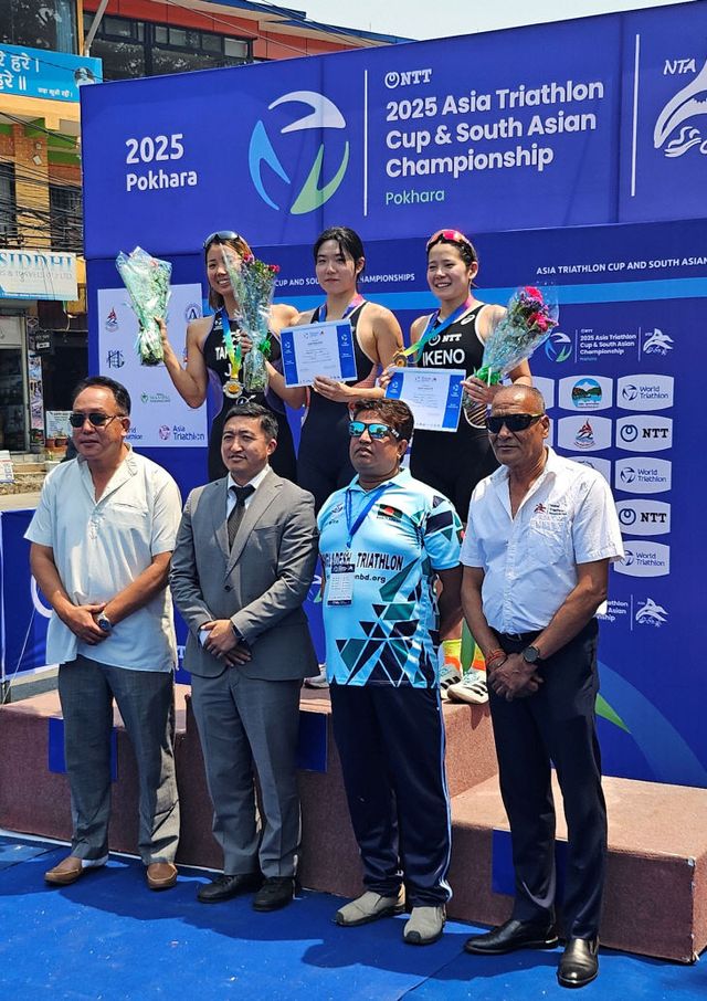 체육진흥과(철인3종 시상식-포카라 아시아트라이애슬론컵)