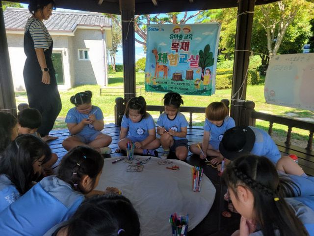 유아숲교육 목재체험교실 운영