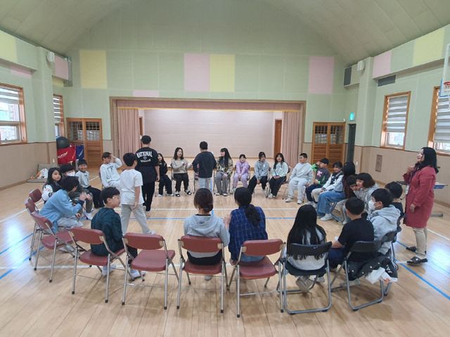 평화로운 학급세우기 장면 1