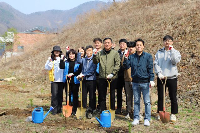 식목일 맞이 ‘리틀포레스트’ 나무심기