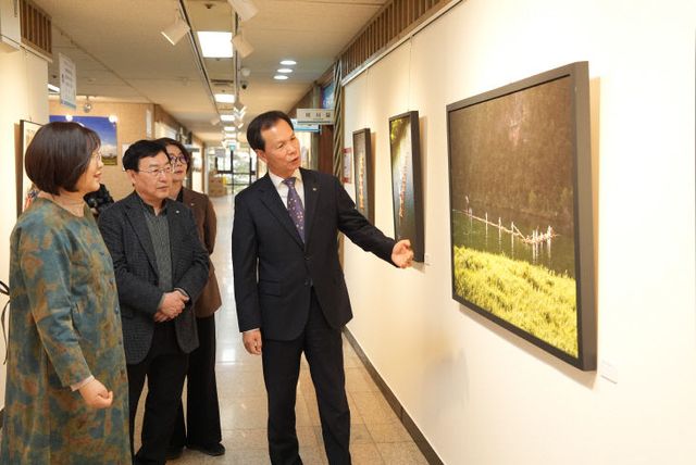 음성군 복도갤러리 2분기 작품 전시회