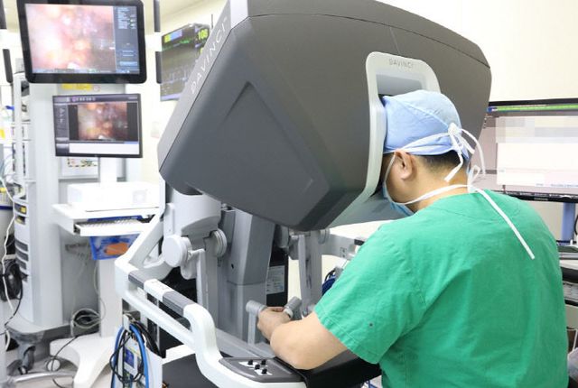 순천향대천안병원 로봇수술 모습f