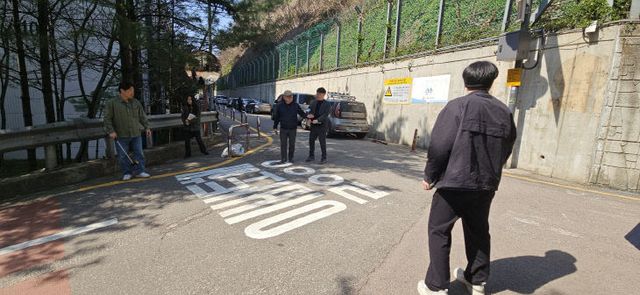 사진2_이군수의원 단대초 안전 통학로