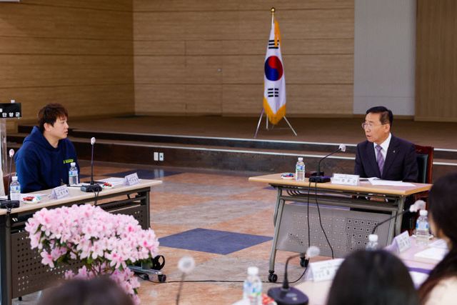 보도 1) 톡톡데이(1)