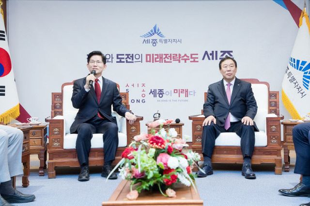 최민호 시장_김문수 후보 회동3