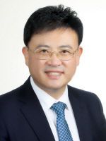 3. 이영신 의원(증명사진)