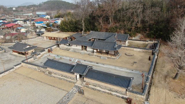 1.부여 여흥민씨 고택 (1)