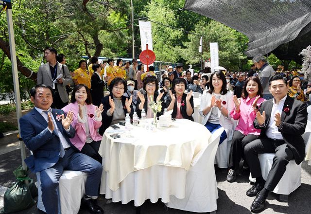 사진1(의정부시의회, 제53회 어버이날 기념행사 통해 존경과 감