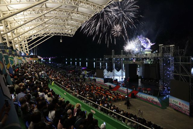 보도 1) 지난해 철쭉제 사진(3)