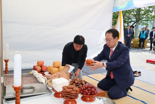 장연배후거점센터 조성사업 안전기원제 (2)