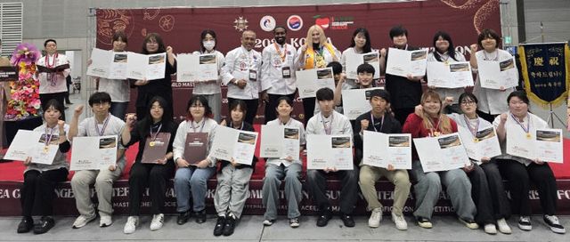 시상식_사진_1번