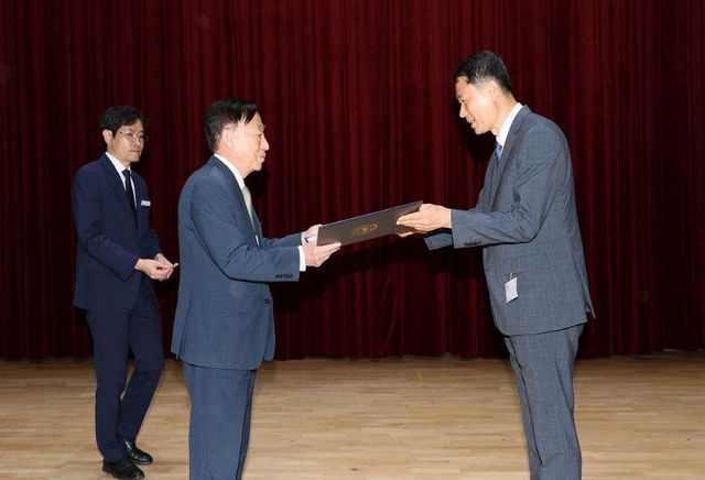 4-3. 제44회 스승의날 기념식_3