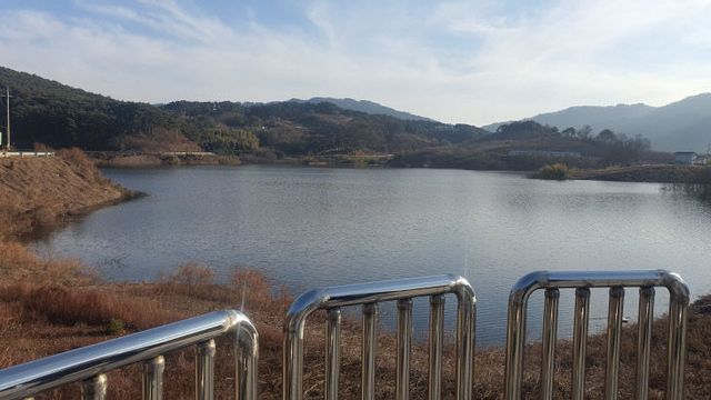 3. 금학저수지 전경