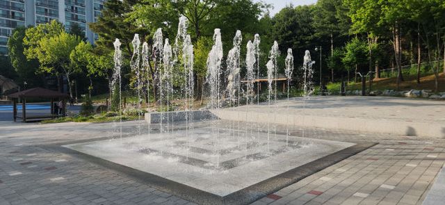 01.1 청주시, 공원 및 녹지 내 수경시설 가동 시작.