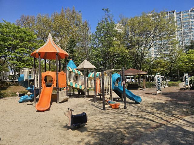 4-1. 고양시, 일산 도시공원 어린이놀이터 안전검사 실시