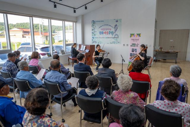 2024년 증평군 찾아가는 문화공연(증평읍 용강3리 마을) (1)