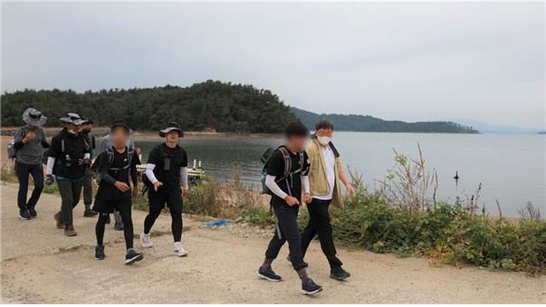 2022100101000015700000101