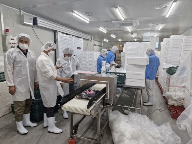 부안군, 수산물 제조·가공업체 현장 방문 (1)