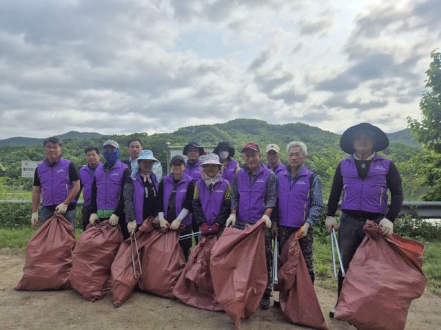 감물면 안민천변 환경정화 )