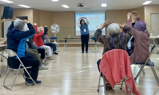 7.송산2동(송산2동, 2025년 어르신 건행(건강&행복)교실 성료)1