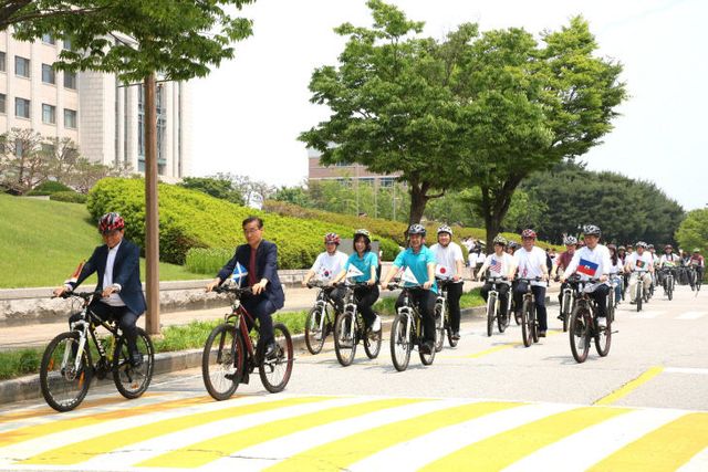 는 피스로드 종주 대표단