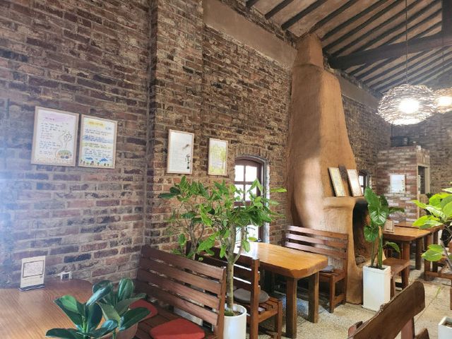 6. 고양시, 높빛희망학교 시화작품 전시회 개최 (2)