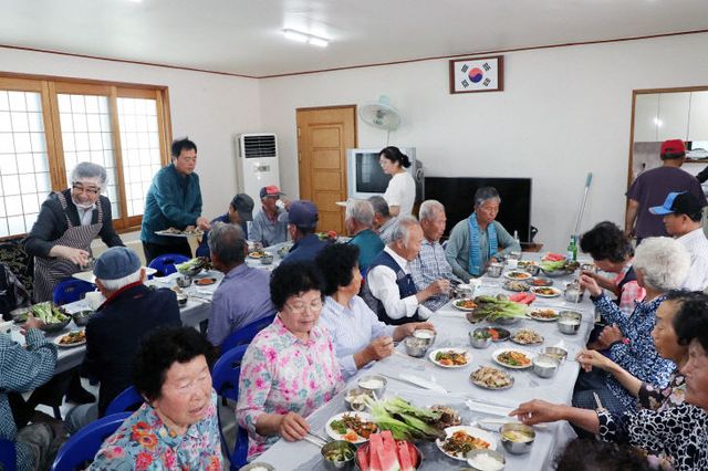 2.마을 공동식당 운영-1