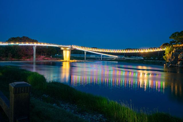 1-4. 영강보행교(홍보전산과)