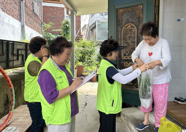 “똑똑똑, 안녕하세요” 생연1동, 복지사각지대 없는 마을 만들