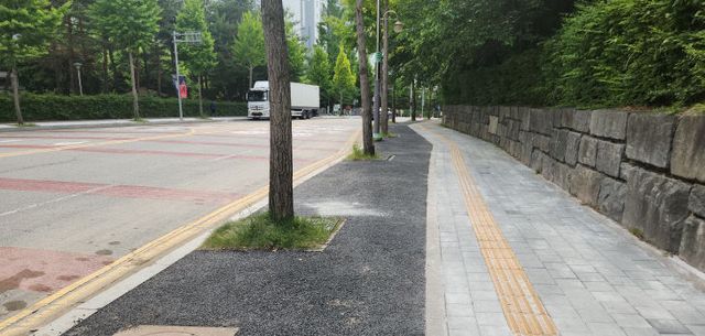 1. 구갈동 갈곡초 통학로 정비 모습