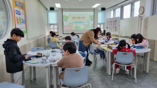 늘봄아산거점센터_상상력이 자라는 창의과학