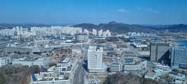 2025061501000944400040171