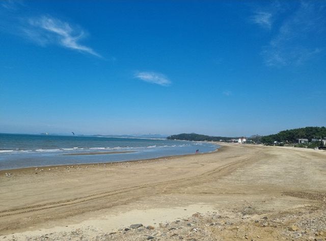 개장을 앞둔 춘장대해수욕장 백사장