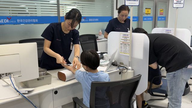[보도사진] 돈보스크의집 사회공헌 건강검진 실시