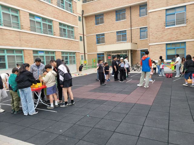 백화초, 허그쉼터 ‘만남의 날 체험 한마당’ 성료