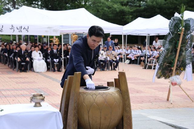 [크기변환]1. 현충일 추념식 행사 (1)