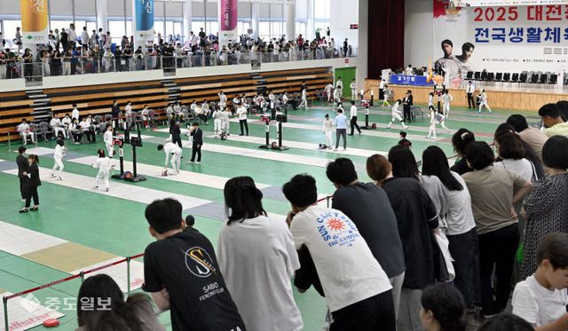 2025060801000458300019083