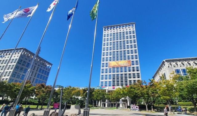 부산시청 전경 부산시 제공임