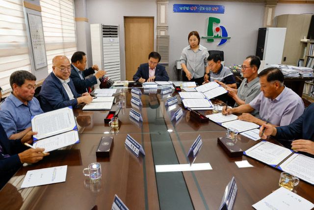 보도 1) 귀농귀촌 활성화 지원금 관리협약식(3)