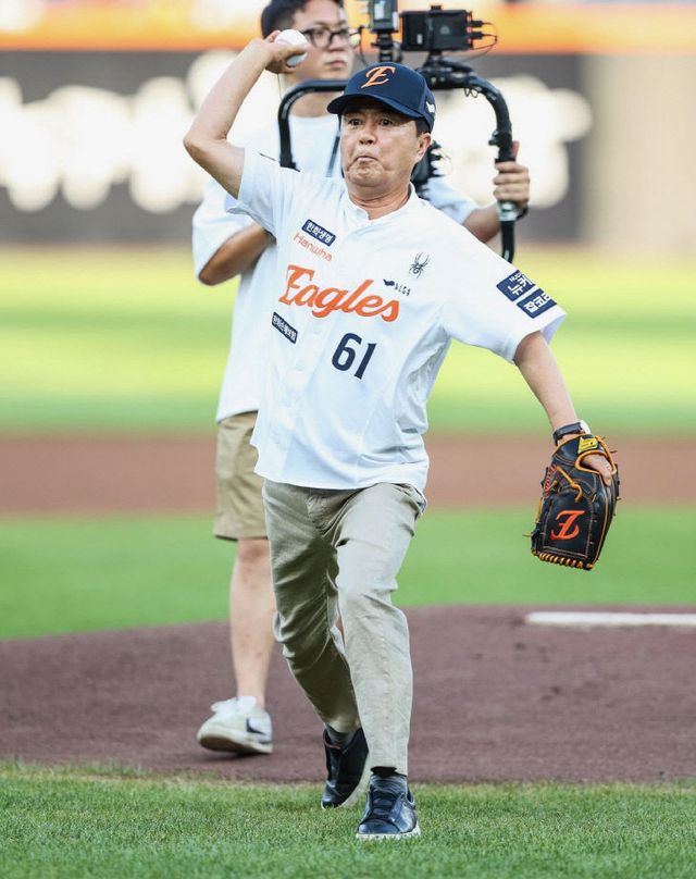 TalkMedia_i_b827f034f00f