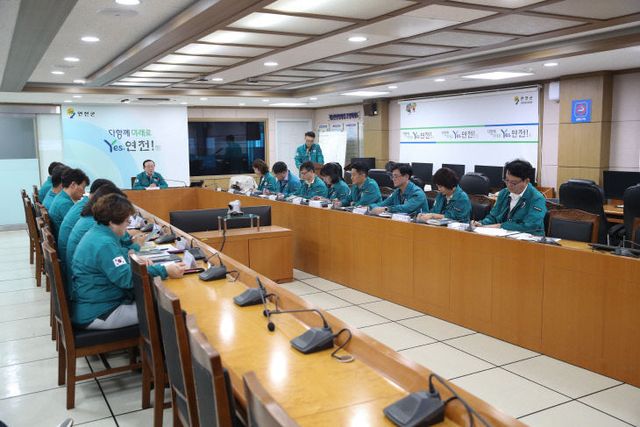 연천군, 여름철 폭염 대비 긴급 대책회의 개최 (2)